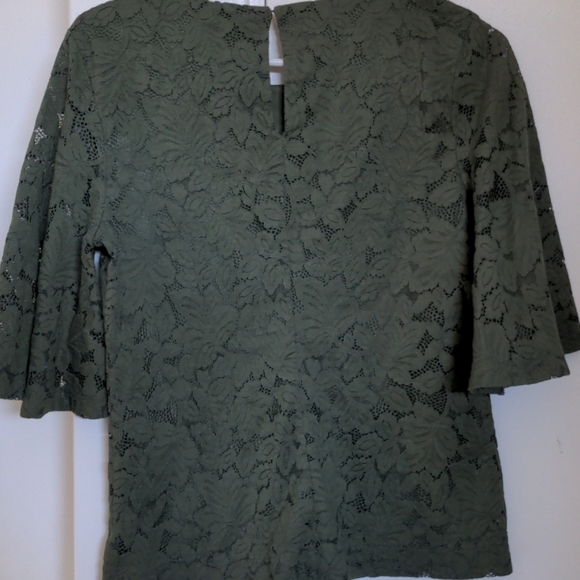 Banana Republic - Lace blouse - Picture 2 of 5